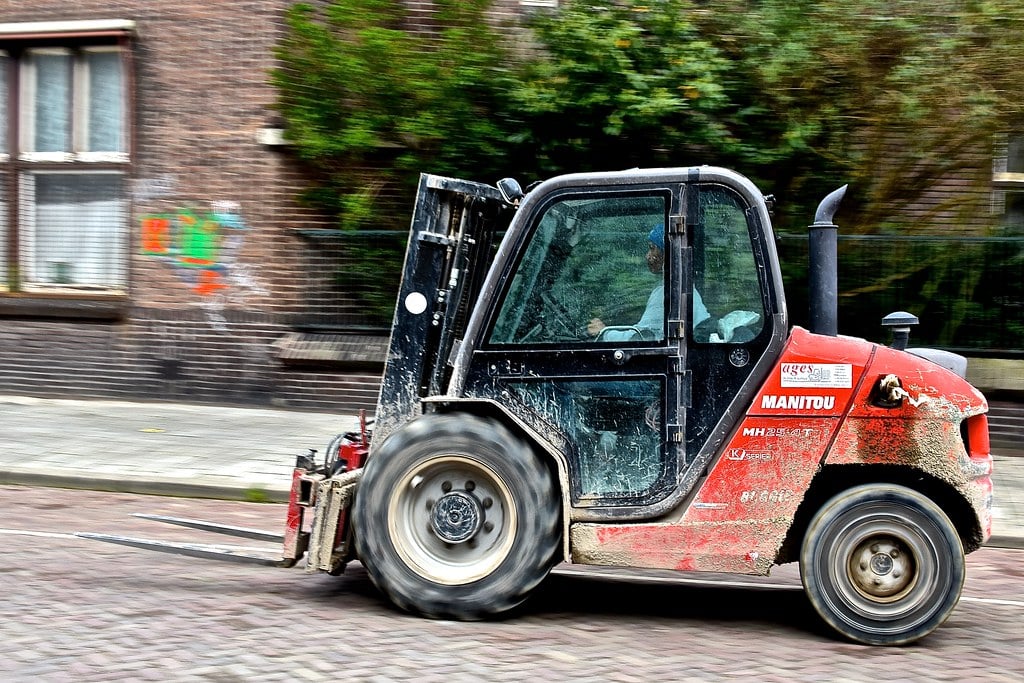 Uitspraak: Schade wordt deels toegerekend aan verzekeringsadviseur