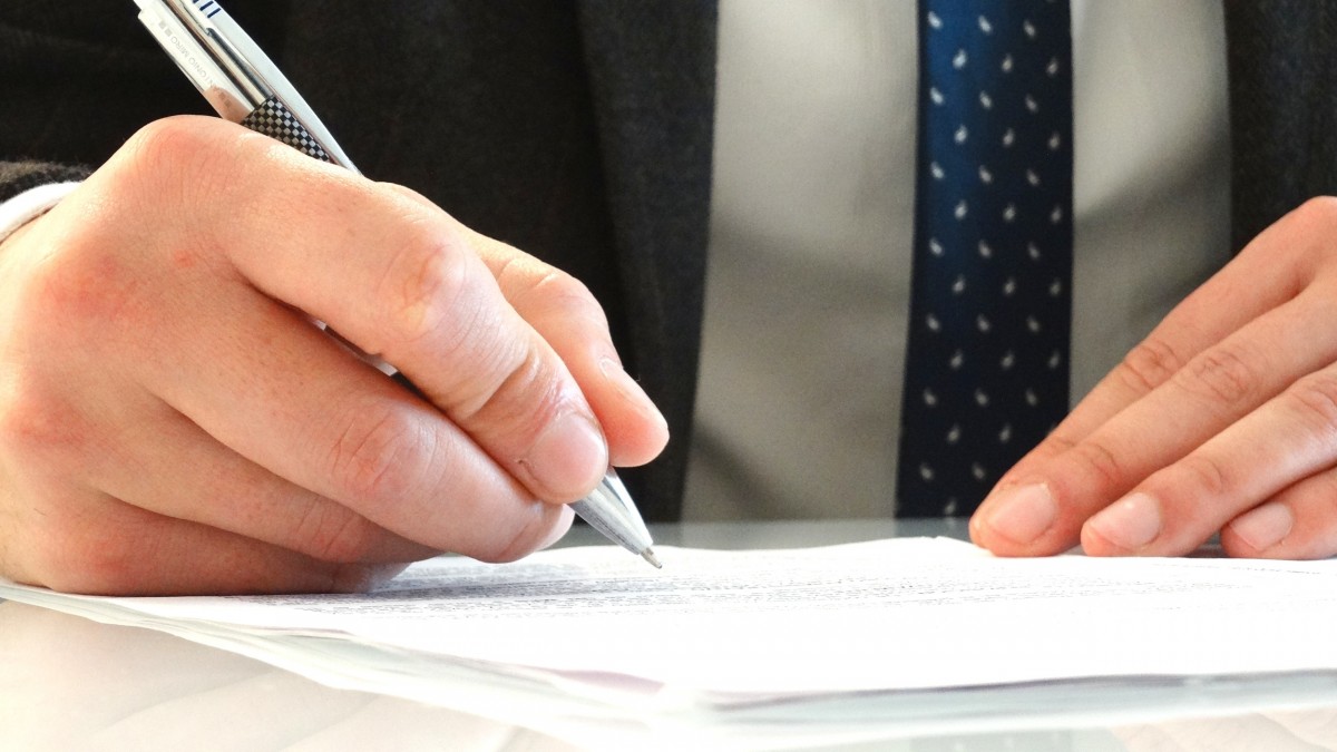Uitspraak: Verzwijgen schorsing door accountant zorgt voor juridische strijd